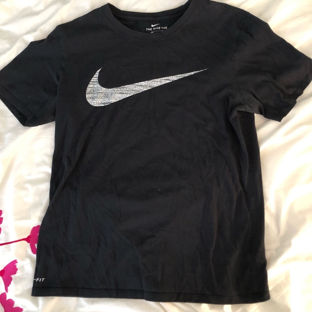 Black Nike Tee